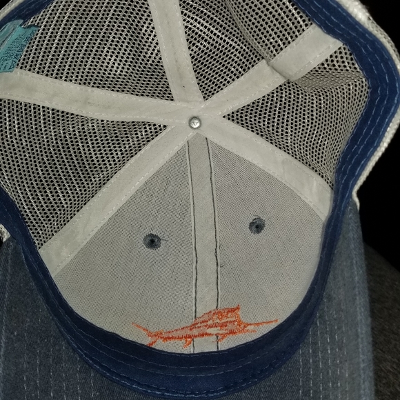 Tommy Bahama hat - Picture 2 of 3